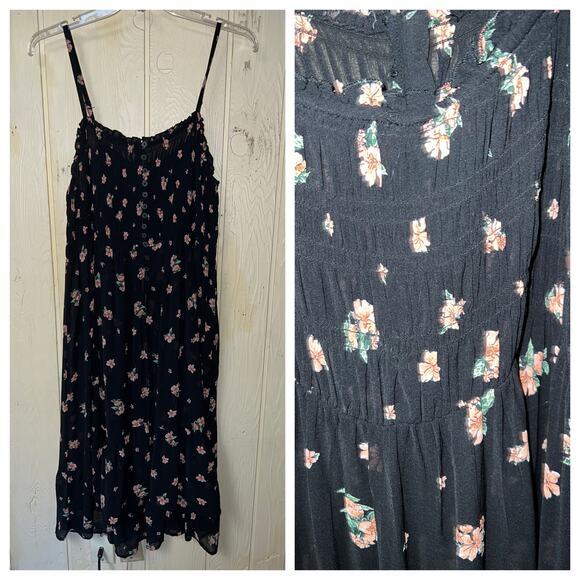 Torrid Tunic Top Womens 3X Sheer Chiffon Floral Smocked Strappy Whimsigoth New - Picture 11 of 13